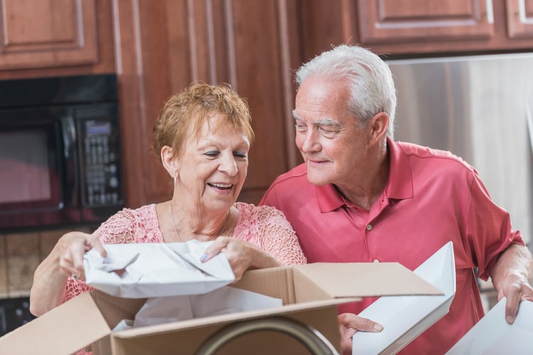 Two seniors making the move to Temecula California utilitzing 8 downsizing tips to make the move easier