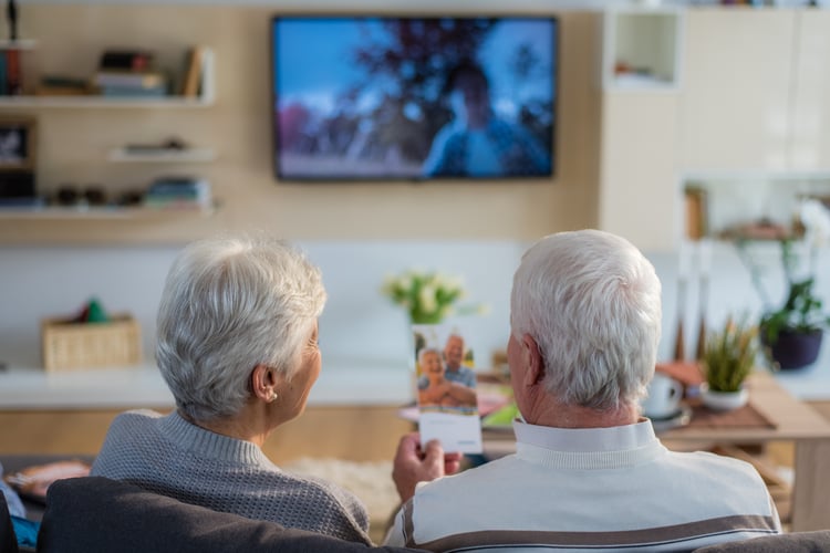 Two seniors talking about the benefits of proactively searching for senior living