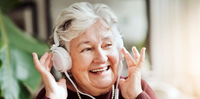 7 Tech Tools for Older Adults Who Are Hearing Impaired