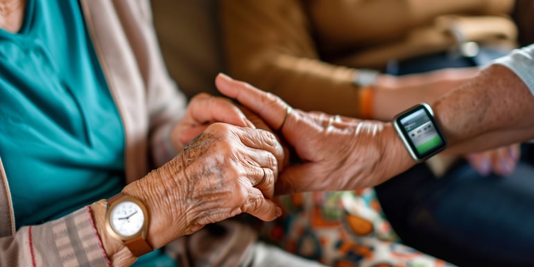 How to Use AI to Enhance Family Caregiving for an Aging Loved One